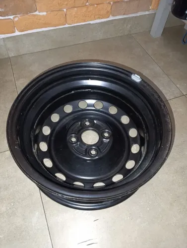 Roda Maxion 17 aro 14 + pneu XBRI 175/65 aro 14