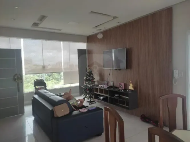 Apartamento Cobertura à venda no bairro Santa Mônica.