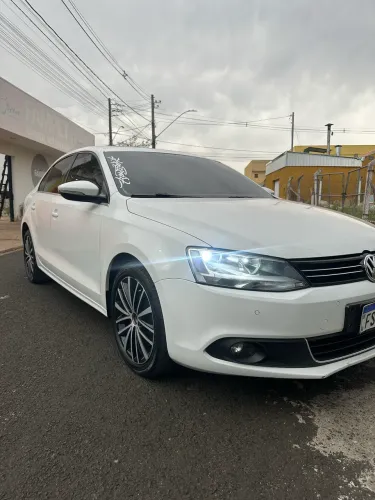 Volkswagen Jetta Highline 2.0 TSI 16V 4P Tiptronic 2014