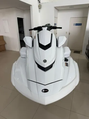 JET YAMAHA FX CRUISER SVHO 2025, Só 30 Horas de Uso, Com Som, TROCO/PARCELO