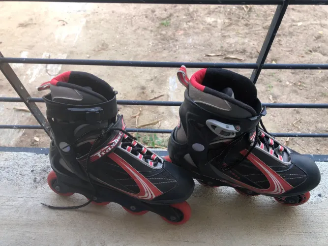 Patins TRAXART (37 à 39) + Capacete de Proteção