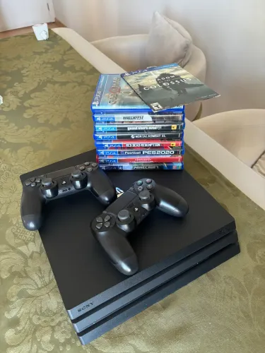 PlayStation 4 Pro 1TB CUH-7215B + 2 Controles Originais + Caixa + 9 Jogos