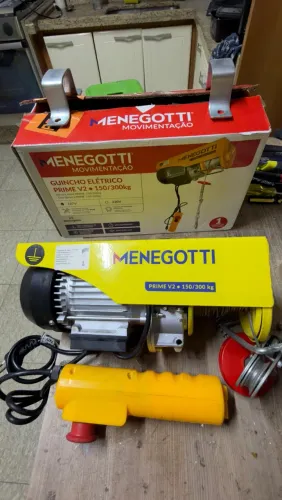 Guincho elétrico menegotti 150/300