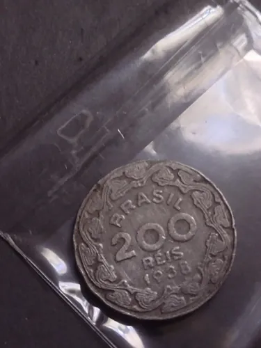 Moedas de 200 reis de 1938