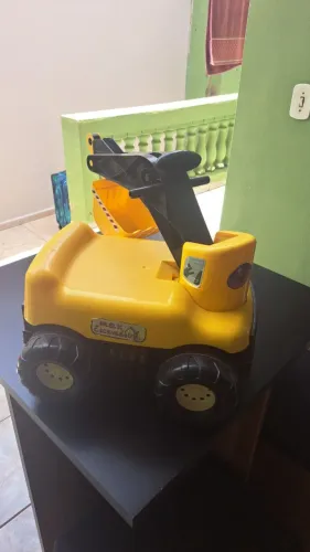 Escavadeira infantil 