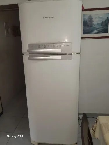 Geladeira Eletrolux DF 50