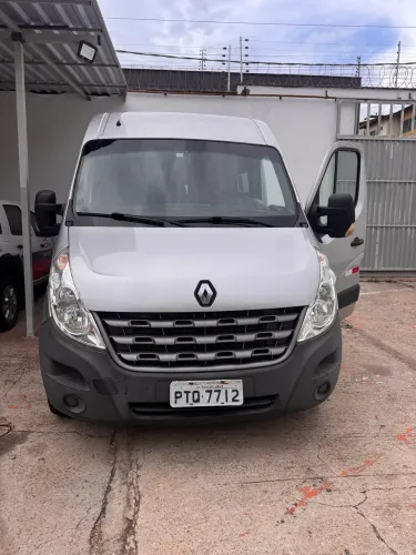 Renault Master 2.3 DCI Executive Longo 16L Dies 2019