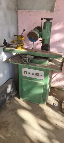 Maquina de afiar discos de serra