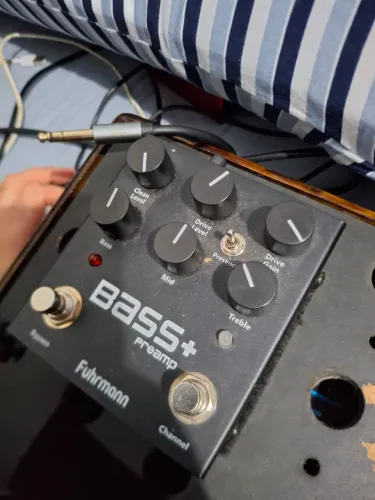 Pedal pre amp
