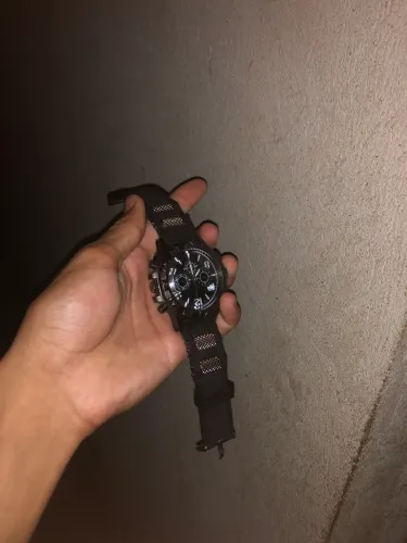 Vendo esse relógio