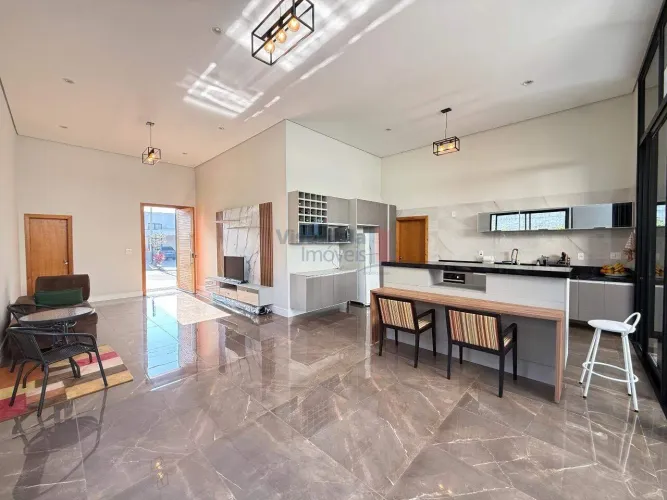 Excelente Casa Térrea com 03 suítes para Locação em Condomínio Fechado em Pinda
