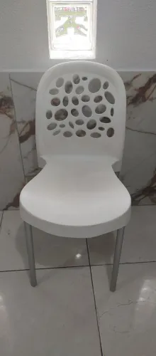 Cadeira plástica FORTE PLÁSTICO