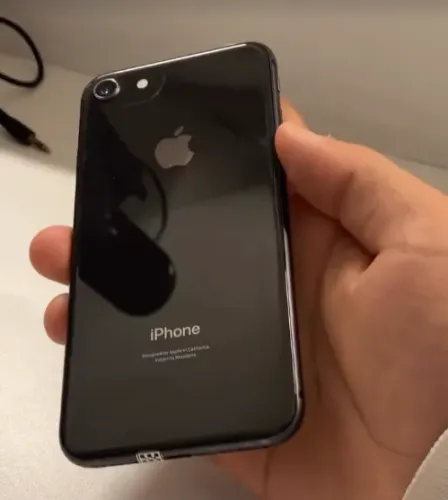Iphone 8, 100% 64gb