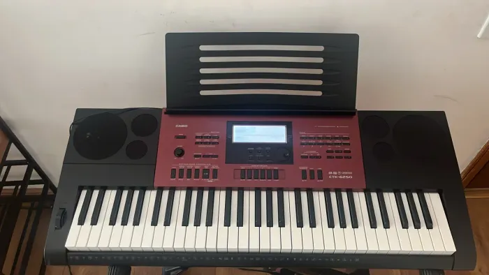 Teclado Casio CTK-6250