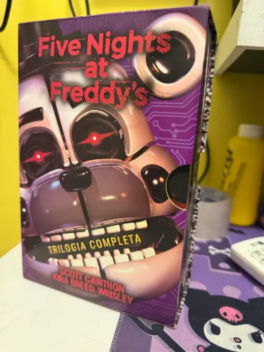 Box Trilogia Completa Five Nights at Freddy?s (3 Livros) | Excelente Estado