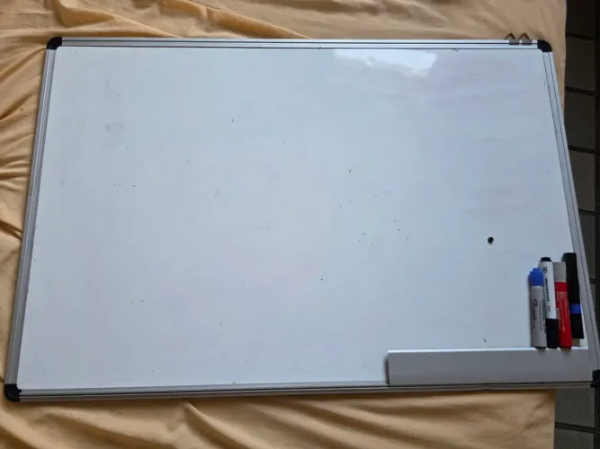 Vendo lousa magnética