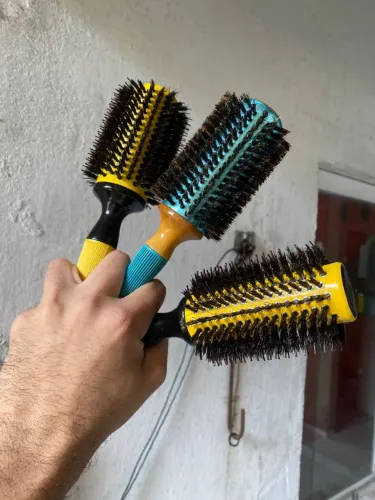Escovas profissionais para escovação, modelagem, alisamento - excelente estado