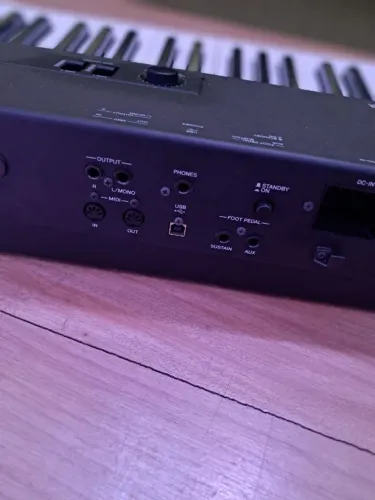 Piano Digital Yamaha CP33 