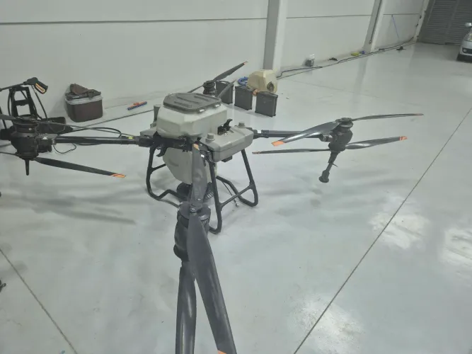 Vende -se drone Agricola Dji t40
