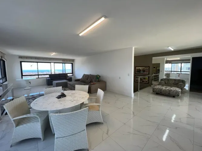 Cobertura duplex no Horto florestal, 4 suítes, 431m², fino acabamento, vista mar, piscina