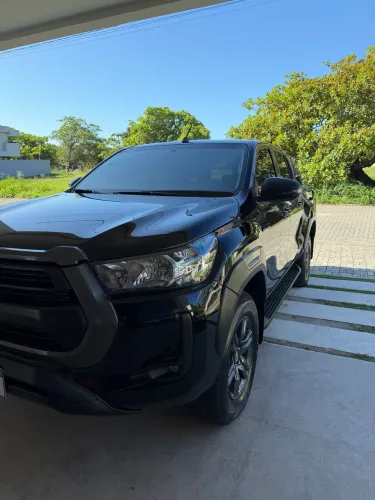 Toyota Hilux CD SR 4X4 2.8 TDI Diesel Aut. 2025