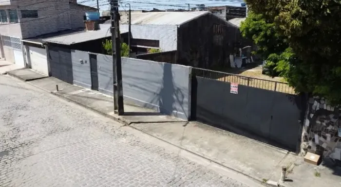 EL - Alugo Galpão com 200m² + terreno anexo de 200m² - Proximo ao Aeroporto 