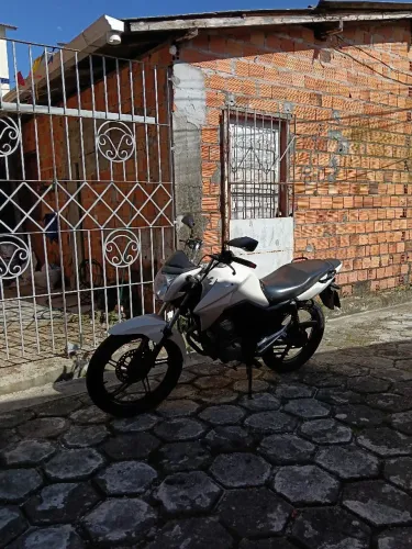 Titan 150 fuçada