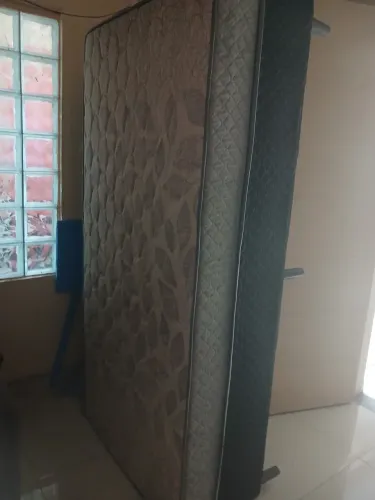 CAMA BOX SEMI NOVA SOLTEIRO