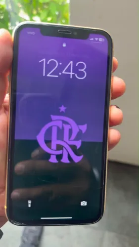 iPhone XR. Sem defeito R$700 reais. 64GB