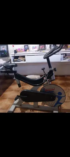 Bicicleta ergométrica profissional 