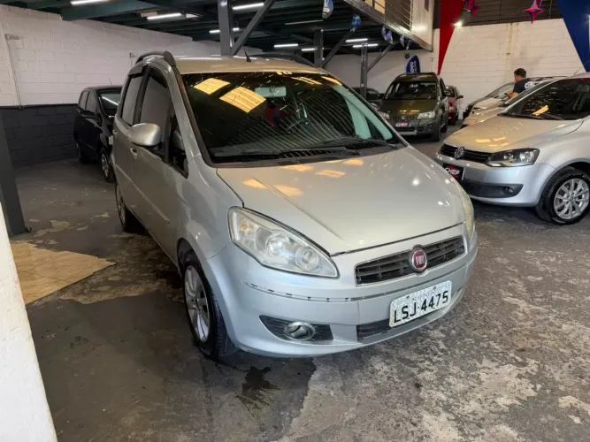 Fiat Idea Attractive 1.4 Fire Flex 8V 5P 2012
