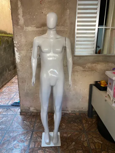 Manequins