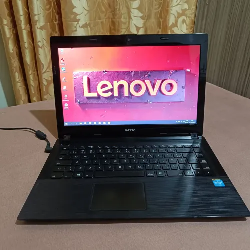 Vendo notebook Lenovo