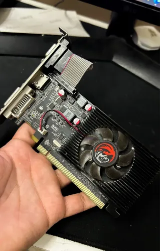 Placa de Vídeo AMD Radeon HD 5450