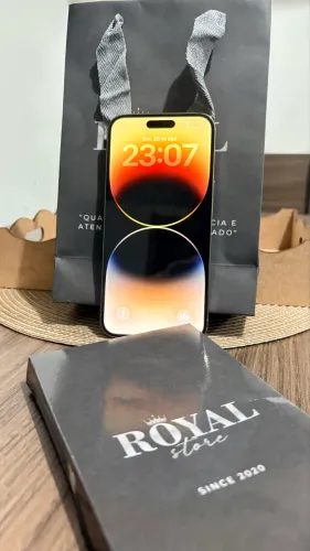 iPhone 14 Pro Max gold 
