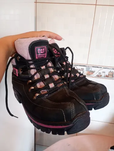 Bota cat