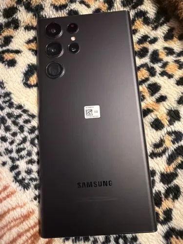 Celular Samsung Galaxy S22 Ultra, semi novo em excelentes condições