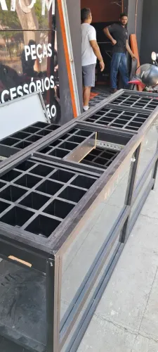 BALCÃO COM GAVETAS PARA ESTABELECIMENTO