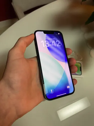 iPhone 14 azul