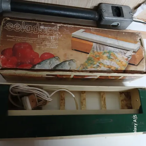 Vendo essa celadora de embalagens dos anos 1988 