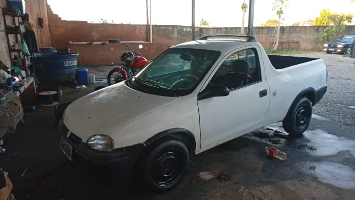 Chevrolet Corsa Pick-up GL/ Champ 1.6 MPFI / EFI 1996