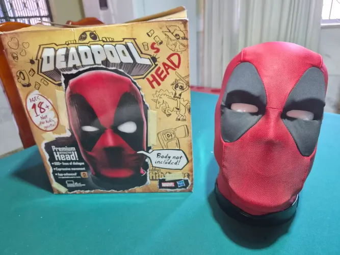 Marvel Legends Deadpool's Head