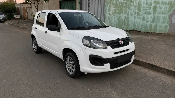 Fiat Uno Attractive 1.0 EVO Fire Flex 8V 5P 2020