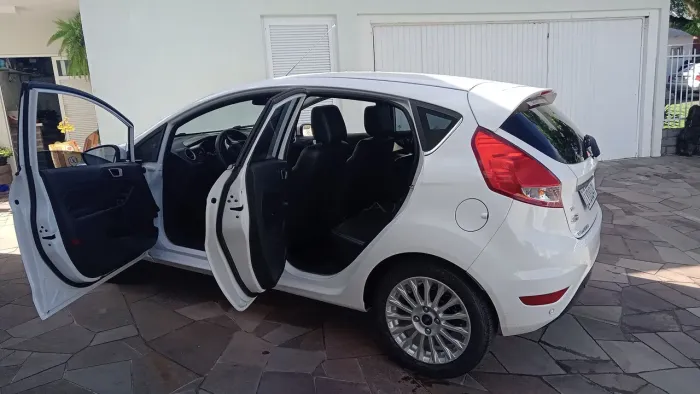 Ford Fiesta Tit./tit.plus 1.6 16V Flex Aut. 2017