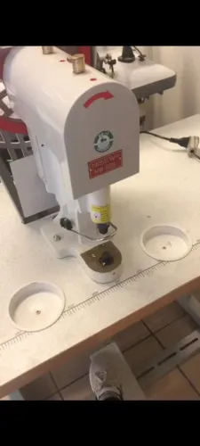 Máquina de Aplicar Ilhós Nisew NW-808 (Zero/Sem Uso)