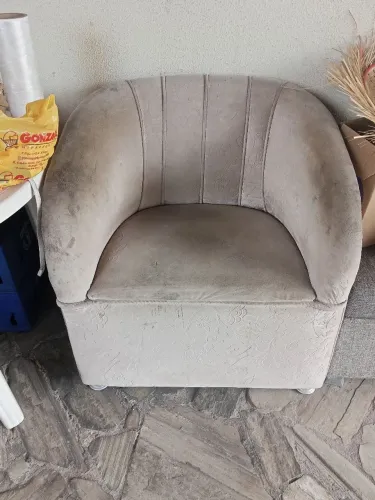 Vendo dois sofá poltronas
