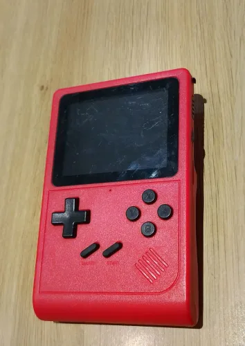 Videogame Portátil GB300 com Cabo de Carregamento e Cabo AV (SEM CARTÃO DE MEMÓRIA)