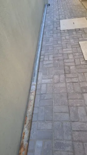 Posta galvanizada