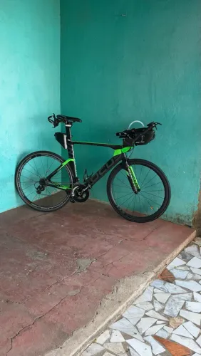 VENDO BIKE TT FOCUS - Carbon