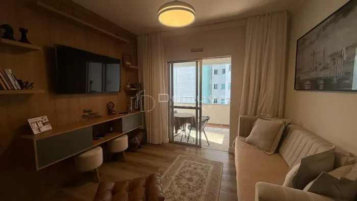 Locação Temporada: Ed Marquesado quadra mar 2 quartos, sendo 1 suíte centro